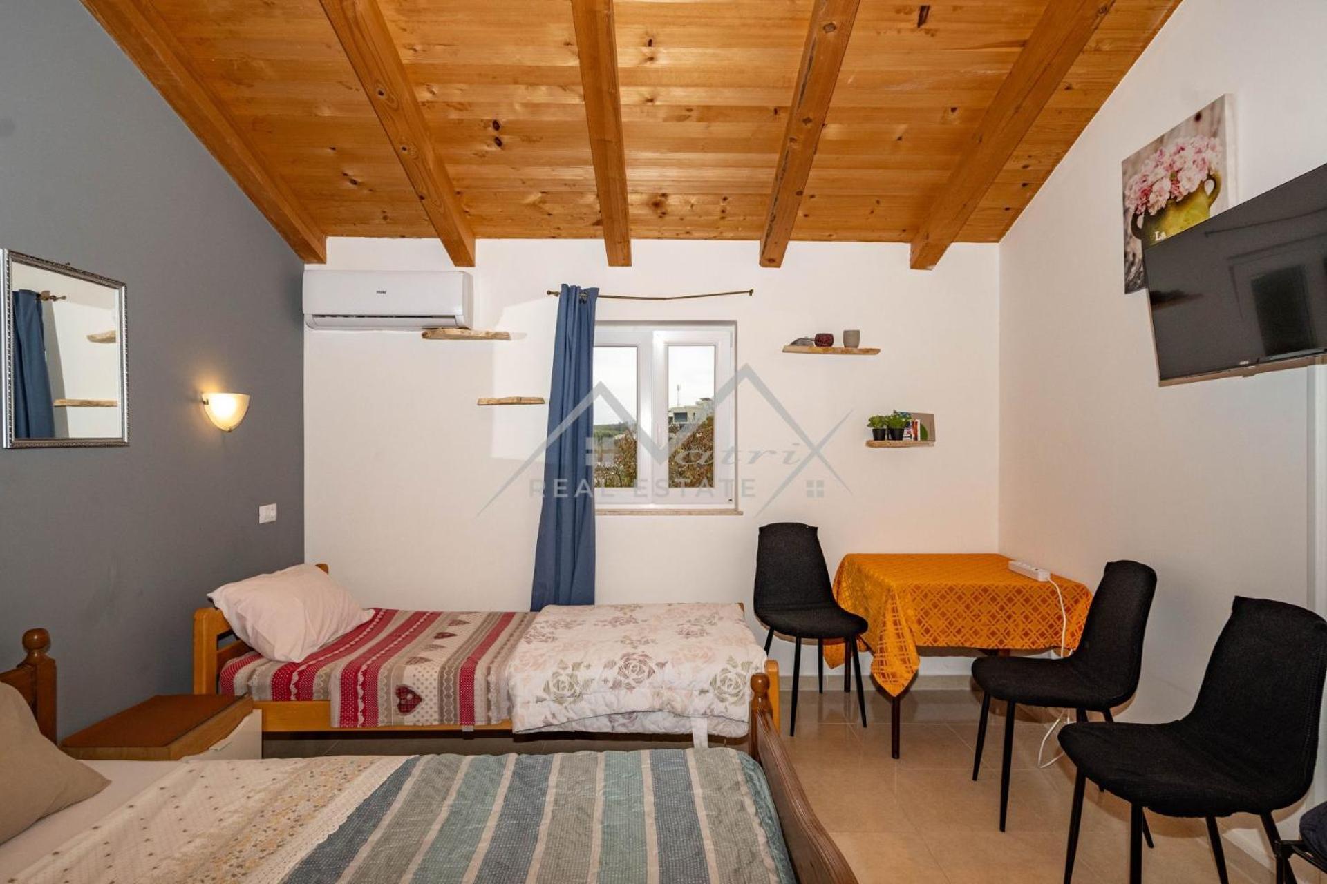Sobe Anja Guest House Brtonigla Luaran gambar